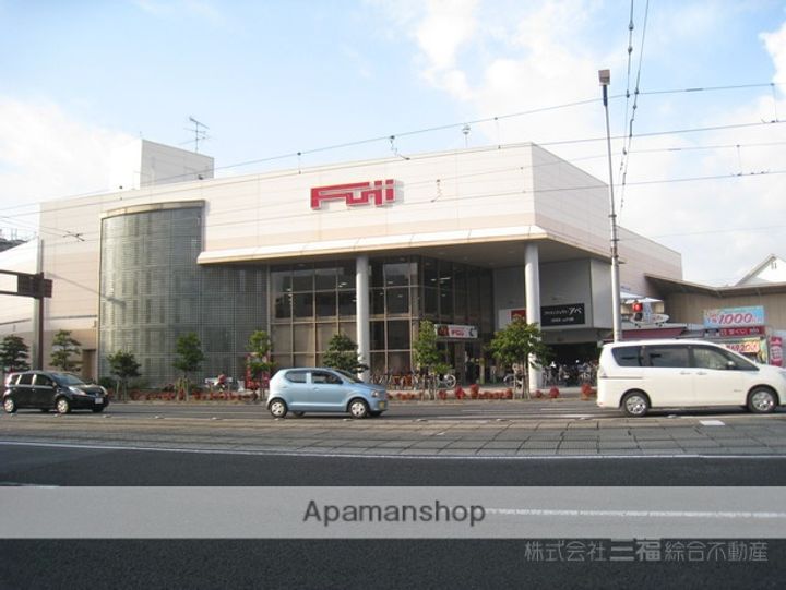 愛媛県松山市岩崎町1丁目の賃貸マンションの周辺