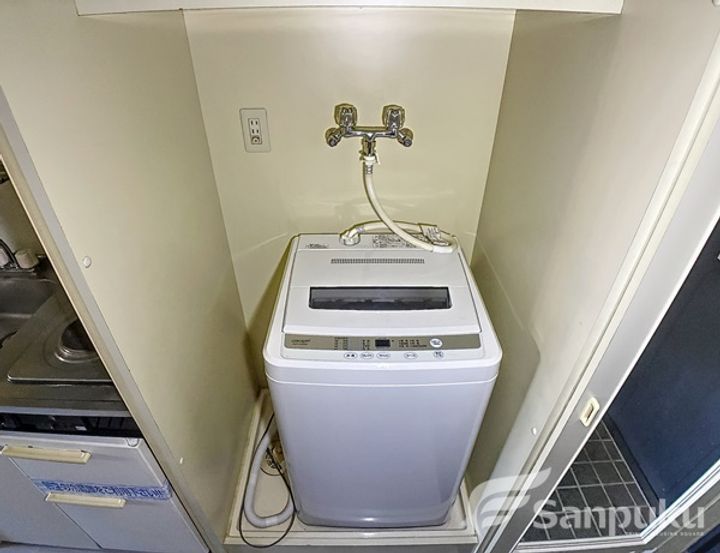 愛媛県松山市祓川1丁目の賃貸マンションの内装