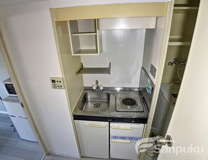愛媛県松山市祓川1丁目の賃貸マンションのキッチン