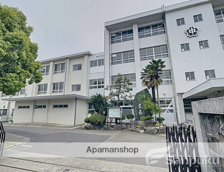愛媛県松山市雄郡2丁目(一戸建)の賃貸物件の周辺
