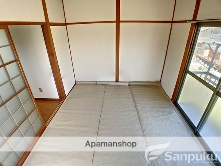 愛媛県松山市北土居1丁目の賃貸アパートの内装