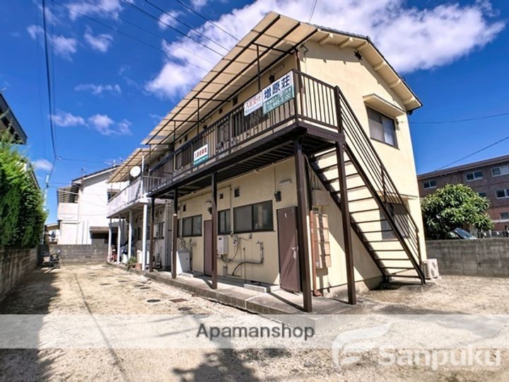 愛媛県松山市北土居1丁目の賃貸アパートの外観