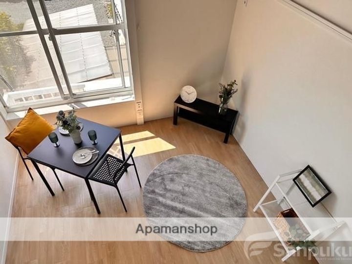 愛媛県松山市畑寺4丁目の賃貸アパートの内装