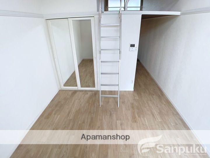 愛媛県松山市畑寺4丁目の賃貸アパートの内装