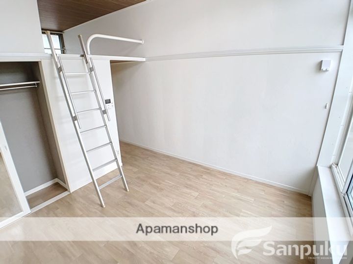 愛媛県松山市畑寺4丁目の賃貸アパートの内装