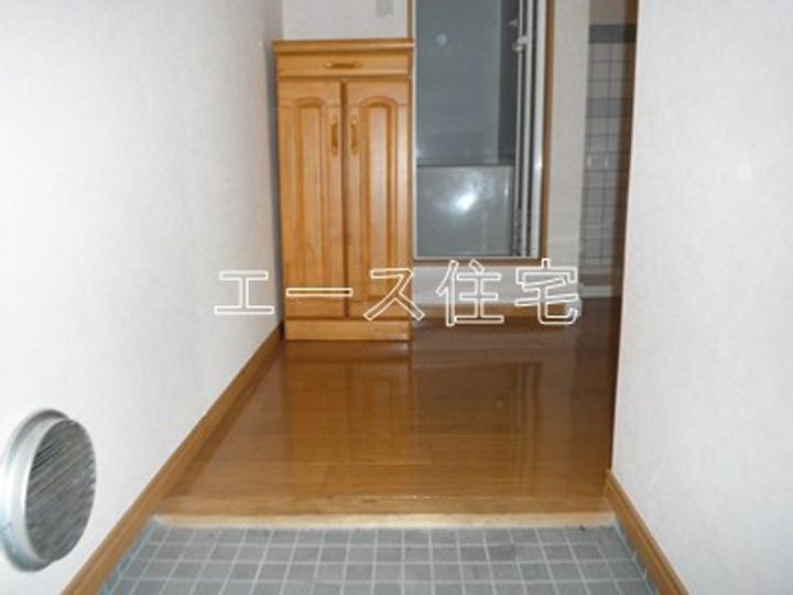 マルイブーゲンビリアの玄関