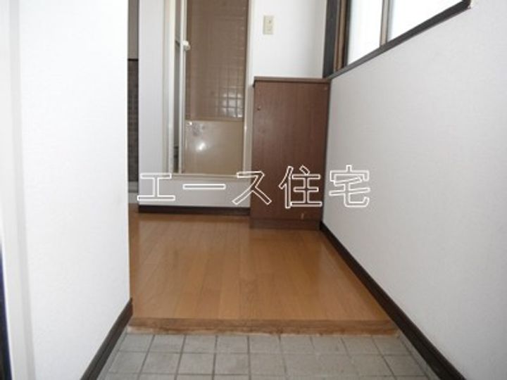 マルイブーゲンビリアの玄関