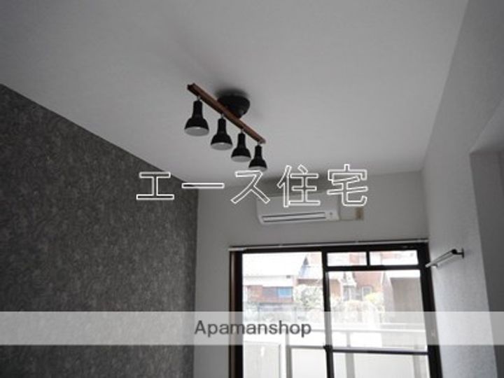 SAIJO独身館の内装