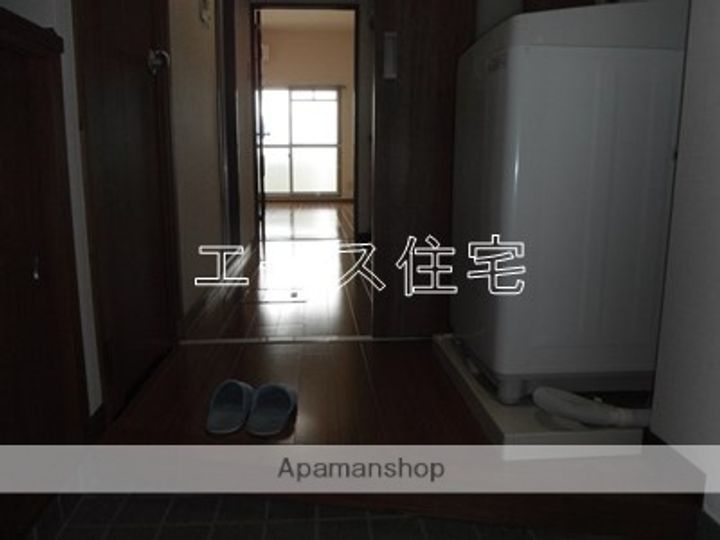 古川ハイム 二番館の玄関