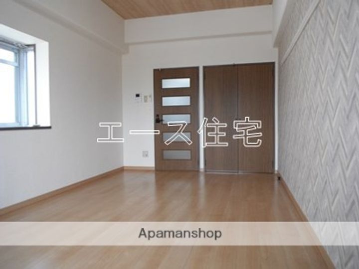 古川ハイム 二番館の居間