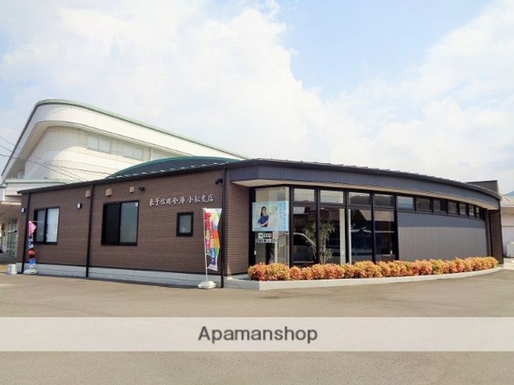 パレロワイヤル小松町の周辺