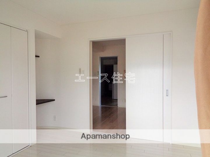 愛媛県西条市新田の賃貸マンションの内装