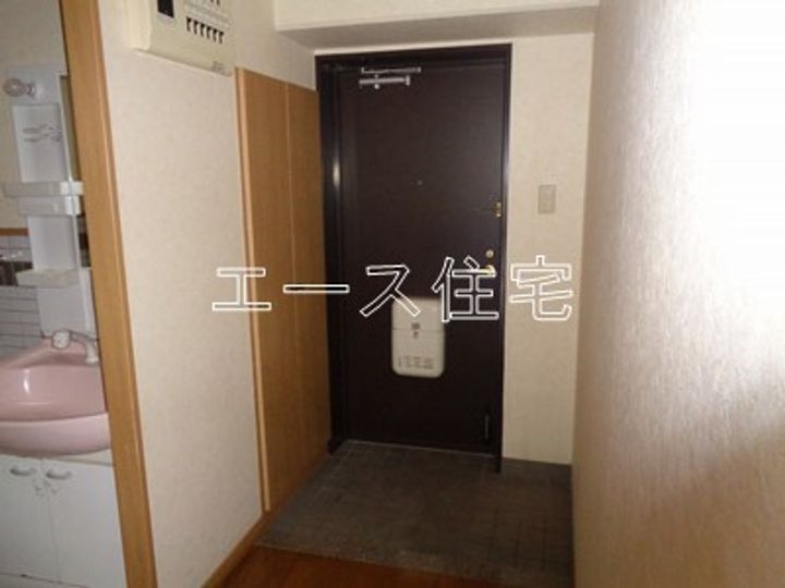 マルイカトレアの玄関