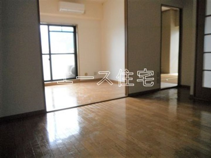 マルイカトレアの居間