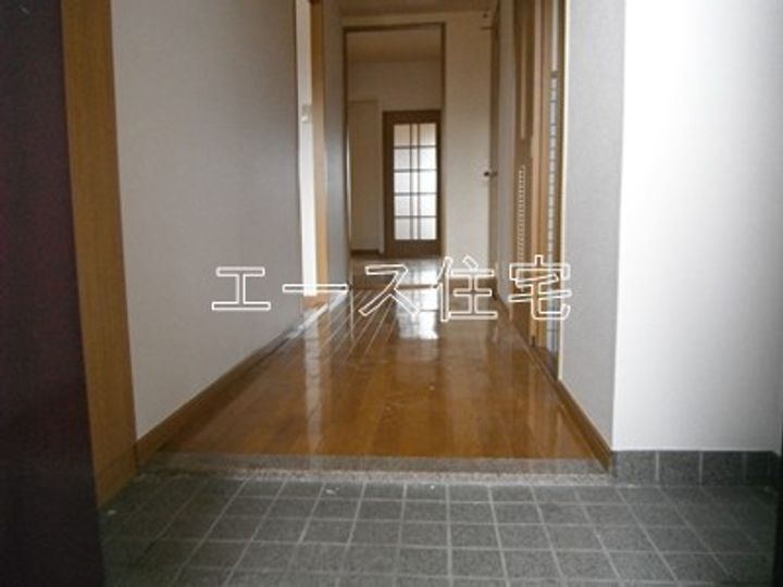 マルイカトレアの玄関