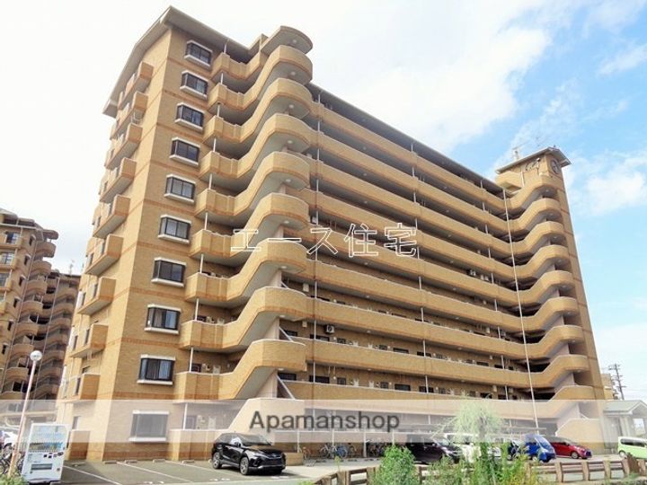 マルイカトレアの外観