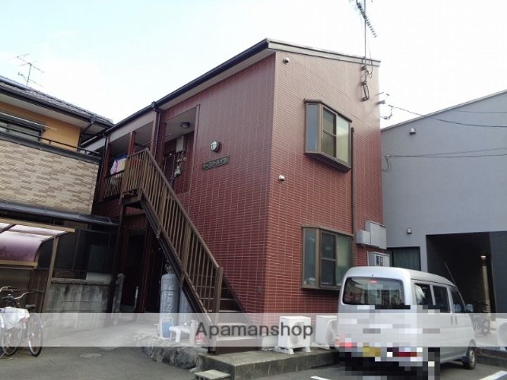 イーストハイツの外観