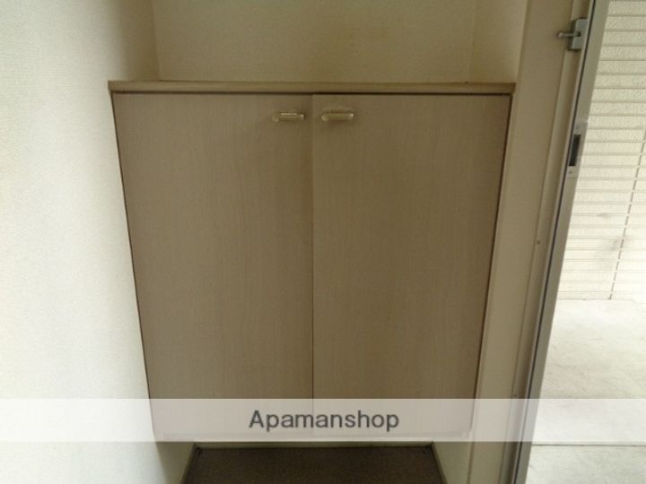 サンハイム神拝の玄関