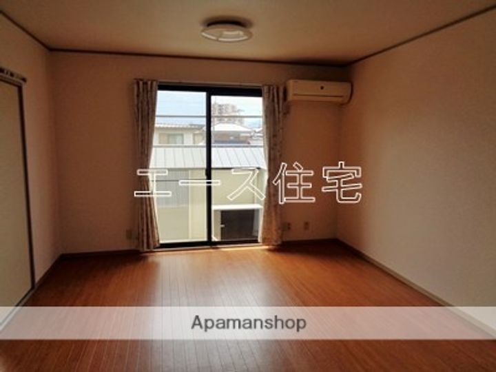 サンハイム神拝の内装