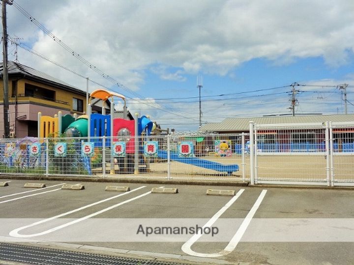 サンシャイン西条の周辺