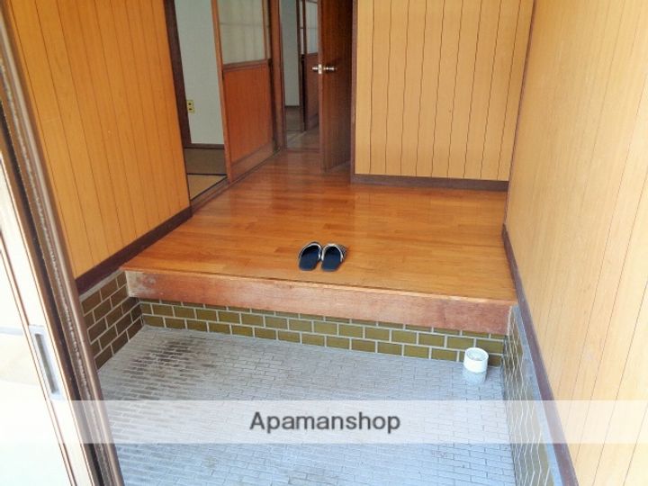 愛媛県西条市飯岡(一戸建)の賃貸物件の玄関