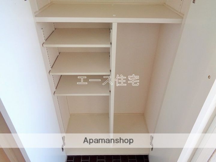 グランドハイツ西条の内装