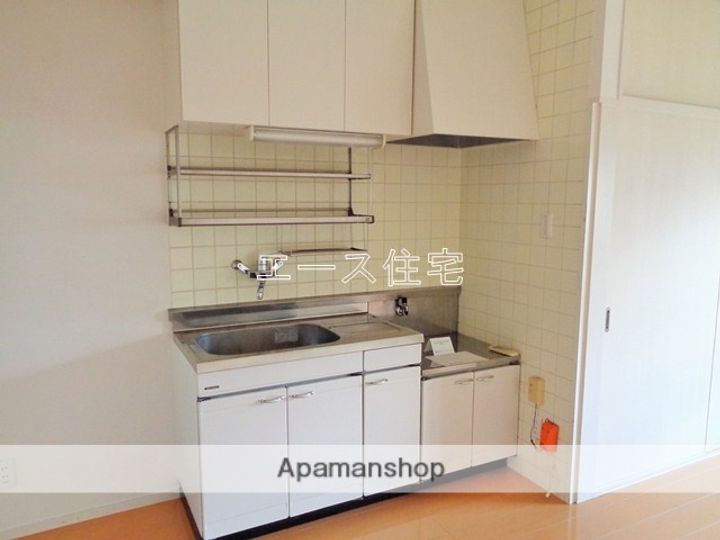 グランドハイツ西条のキッチン