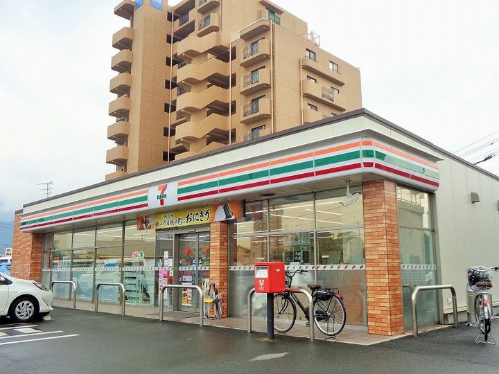 マルイマーガレットの周辺