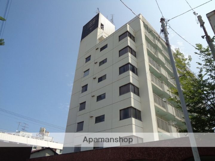 コーポ栄寿第一ビルの外観