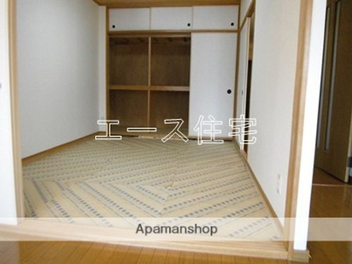 スカール西条の内装