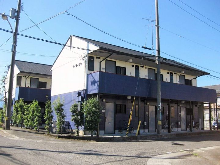 ルサージュの外観