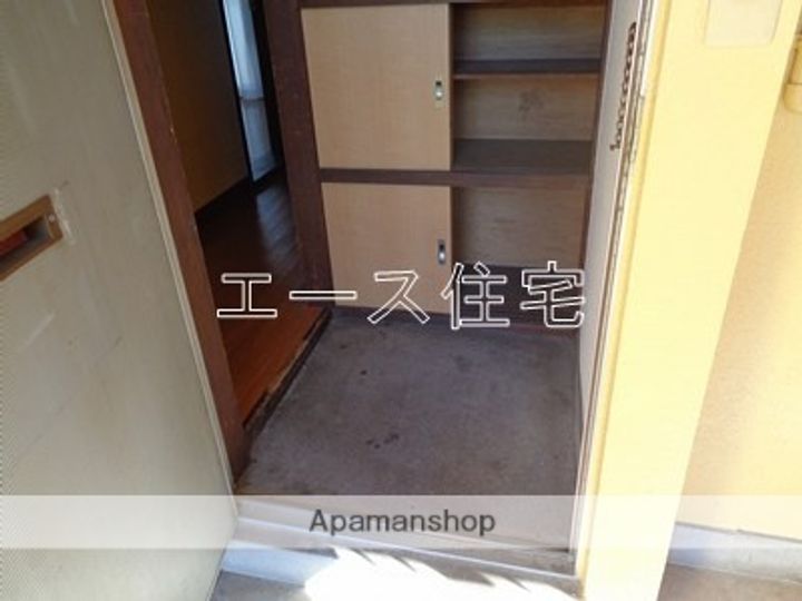 飯岡ハイツの玄関