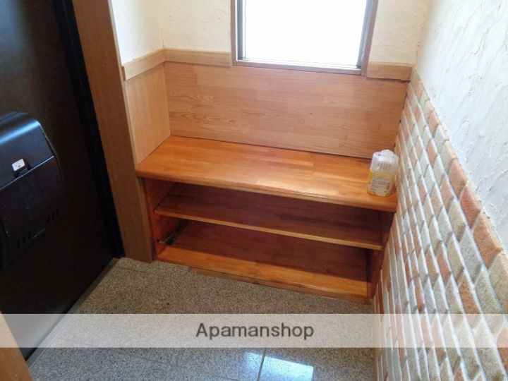 サントノーレ神拝の玄関