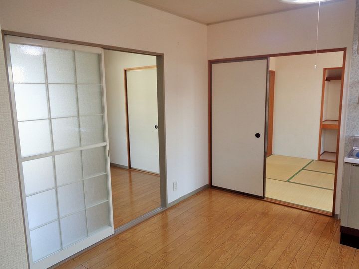 シャルマン舟山の内装