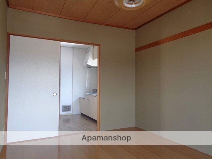 文野ハイツの居間