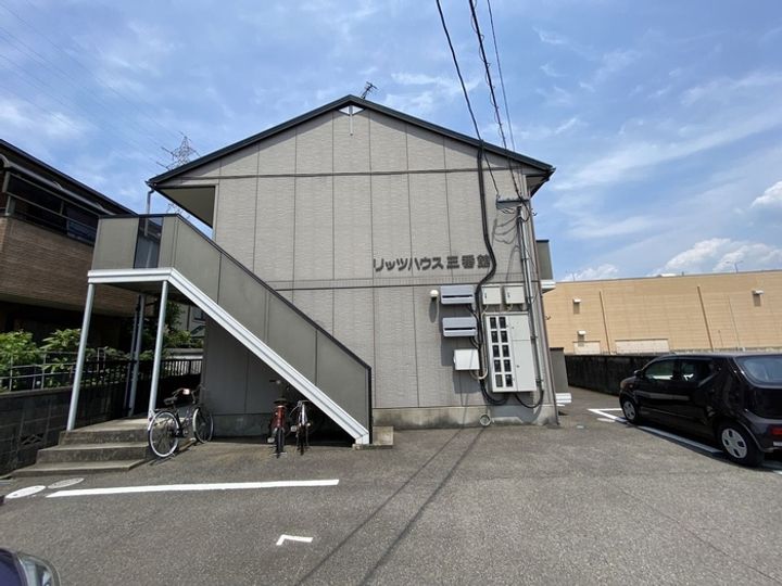 リッツハウス三番館の外観