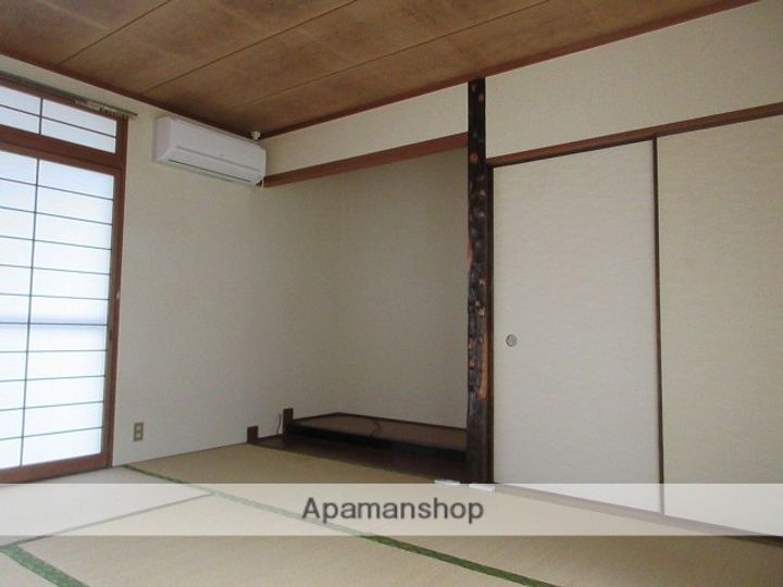 愛媛県西条市喜多川(一戸建)の賃貸物件の居間