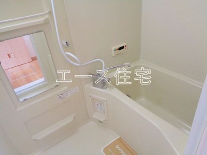 グランソレーユ A棟の風呂