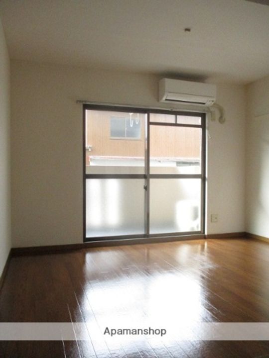 ムカイハイツⅠ303の居間