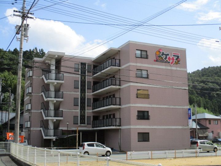 ケサラ西大洲303の外観