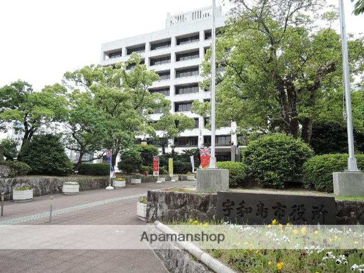 ファミール中山1の周辺