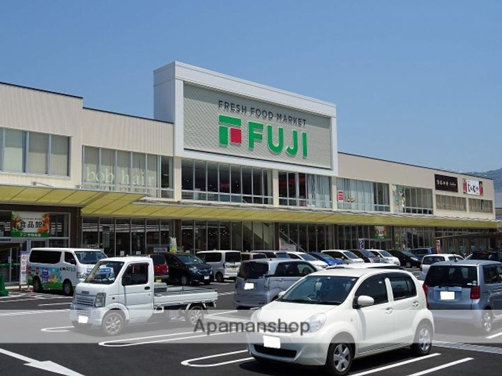モーメントYASUKI201の周辺