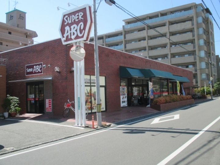 レオパレスTAKARA浅川203の周辺