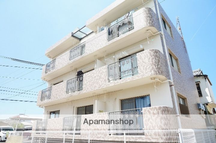 プロムナードハイツ301の外観