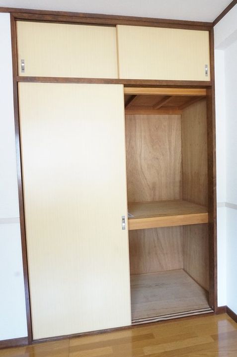 エトワール石手302の内装