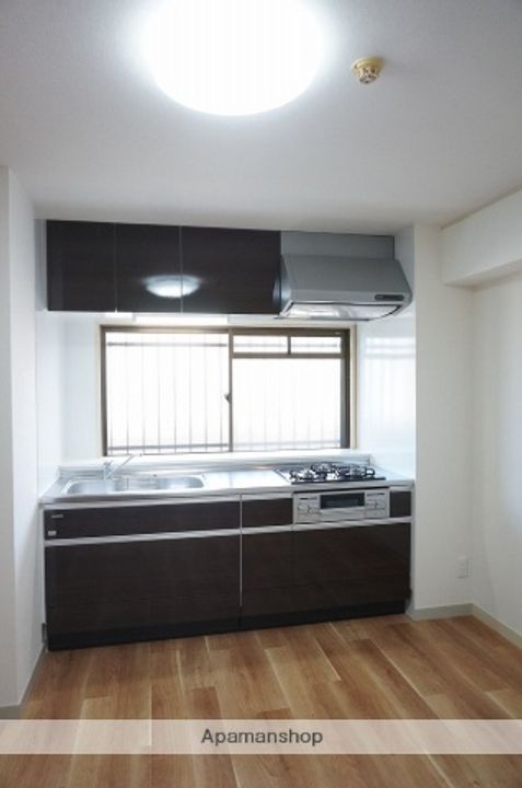白石グランドハイツ205のキッチン
