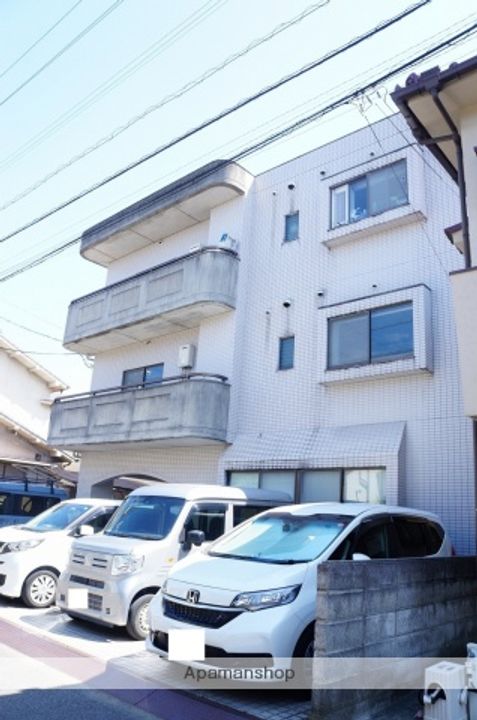 エピーメロン中村202の外観