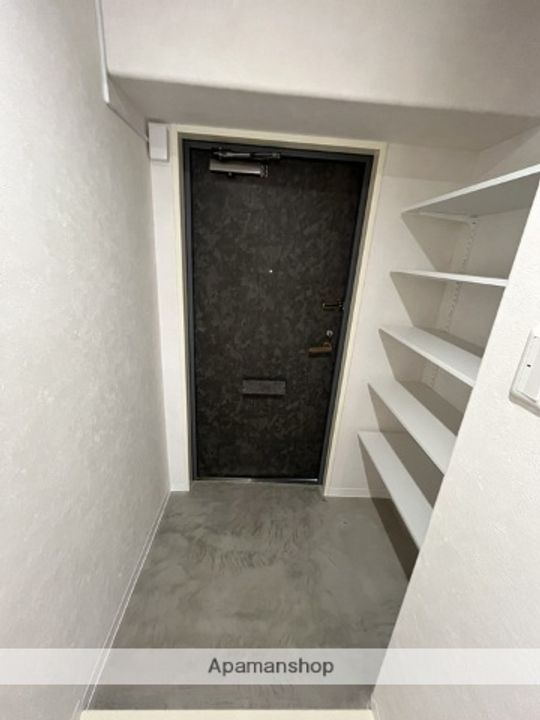 ハイブリッジ(梅ヶ辻ハイツ)の玄関