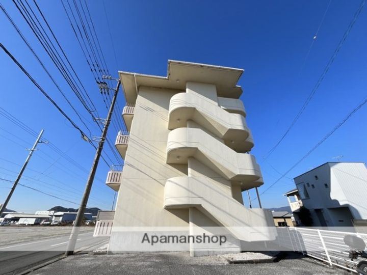 ハイツ南国305の外観