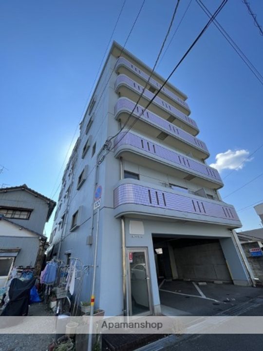 ルーチェ403の外観